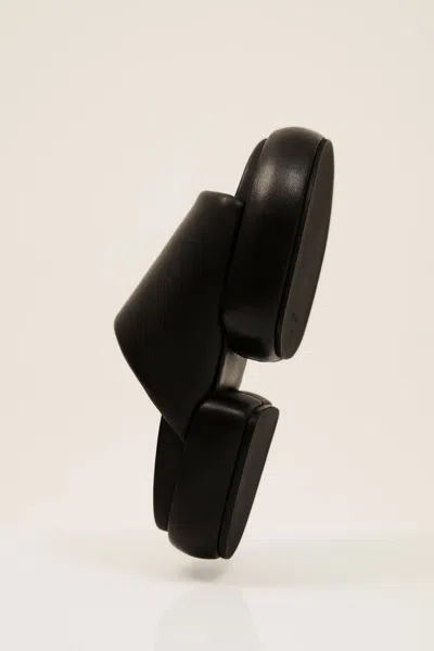 St Agni Minimal Pillow Slides In Black