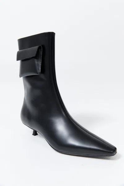 St Agni Petit Pouch Boot In Black