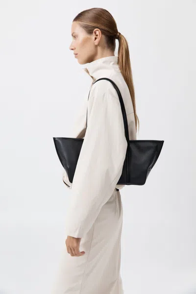 St Agni Slim Bateau Tote In Black