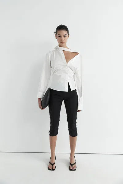 St Agni Slim Capri Pant In Black