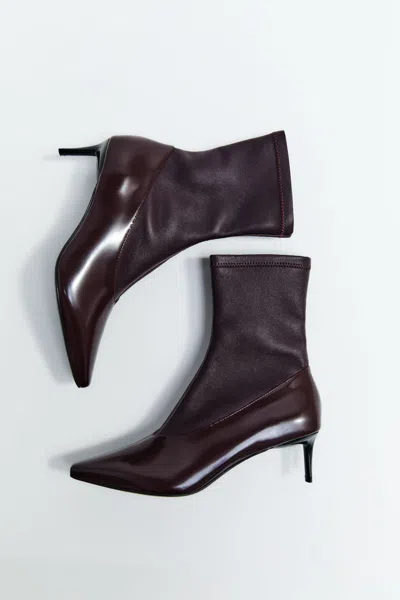 St Agni Sock Ankle Boot In Burgundy