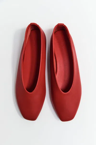 St Agni Soft Glove Ballet Flat In Red
