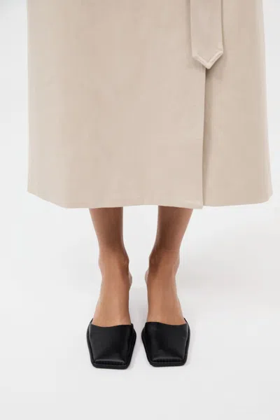 St Agni Soft Square Toe Heel In Black