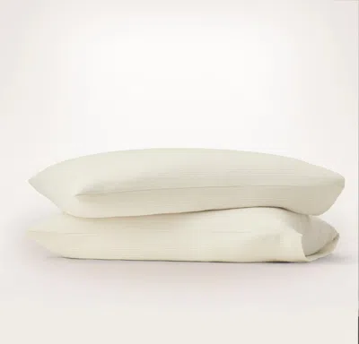 Boll & Branch Flannel Pillowcase Set In White