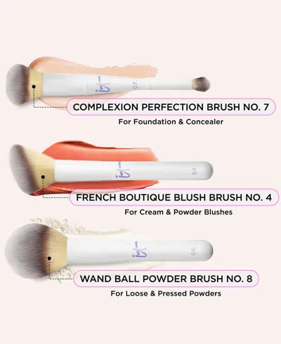 It Cosmetics Holiday 2025 Global Brush Set In Transparent