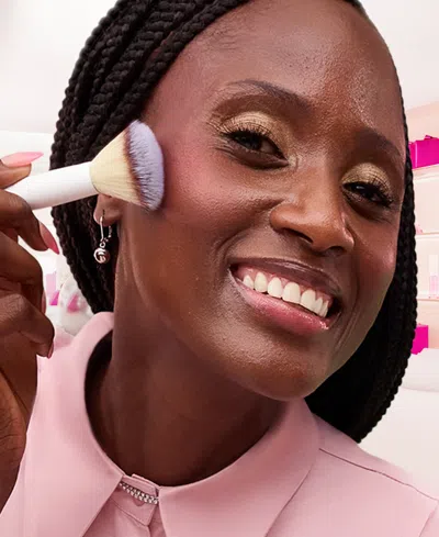 It Cosmetics Holiday 2025 Global Brush Set In Transparent