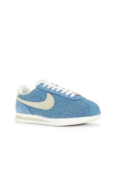 Nike Cortez Se Sneaker In Blue