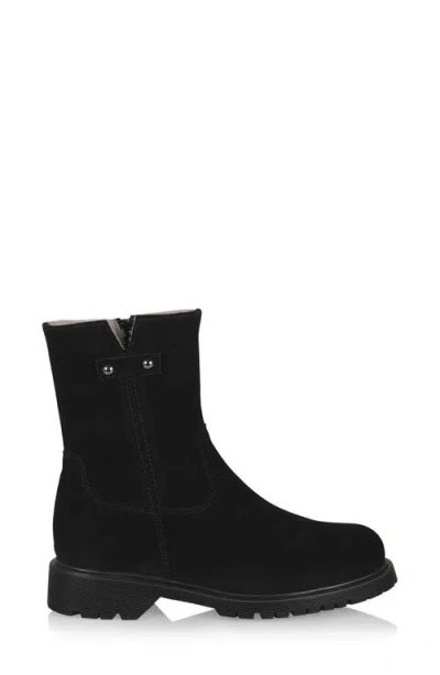 La Canadienne Hunter Genuine Shearling Lined Waterproof Boot In Black