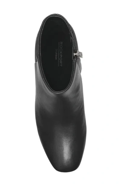 Rockport Oaklei Boot In Black