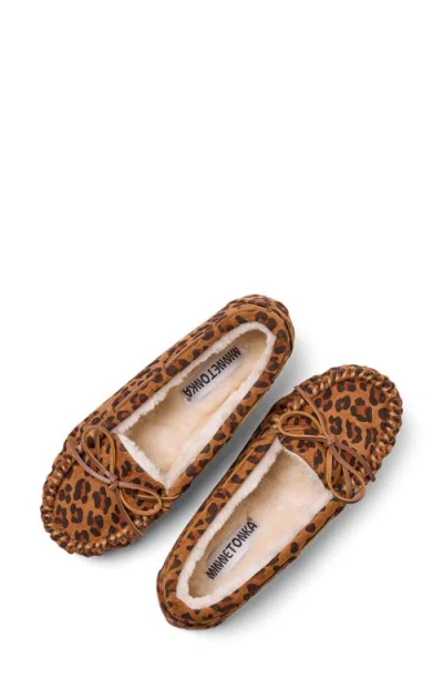 Minnetonka Cally Slipper In Animal Print