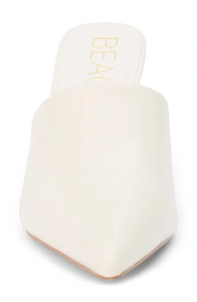 Matisse Garret Pointed Toe Mule In White