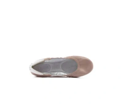 P448 Stella Flat In Brown