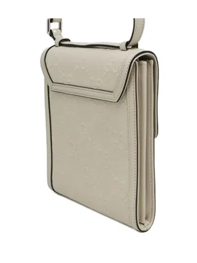 Pre-owned Gucci 2016-2025 Gg Embossed Flap Satchel In White