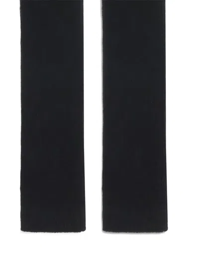 Sa Su Phi Long Ribbed Knit Gloves With Thumb Hole Design In Black