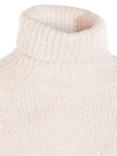 高领羊毛混纺毛衣