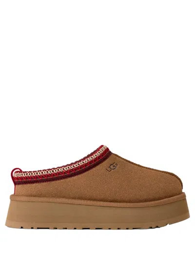 Ugg Tazz Boots In Brown