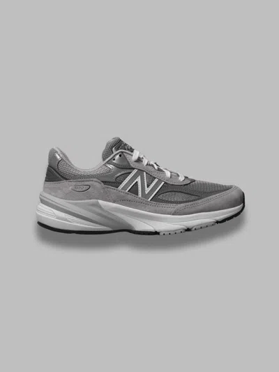 New Balance 990 V6 In Gray