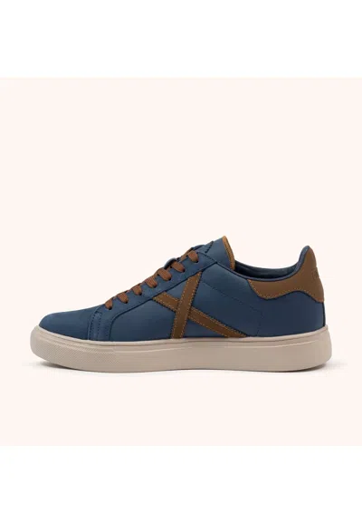 Munich Sneakers In Blue