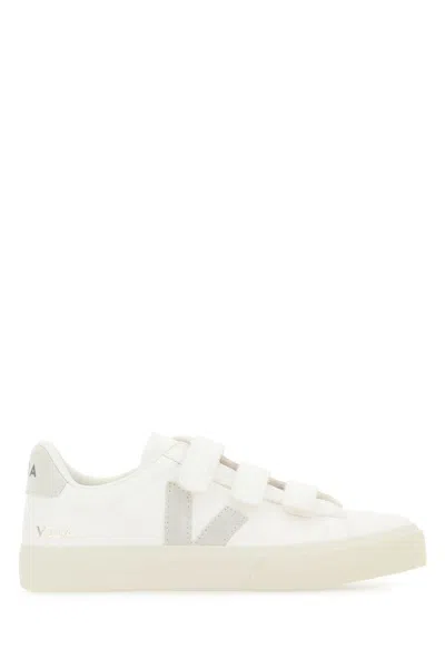 Veja Recife Logo Sneakers - White/beige - Leatherw In White