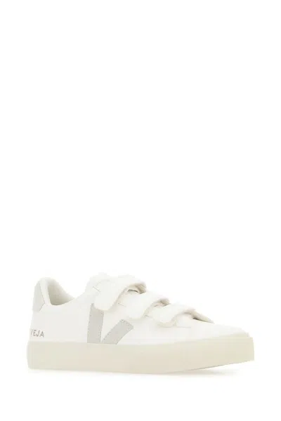 Veja Recife Logo Sneakers - White/beige - Leatherw In White