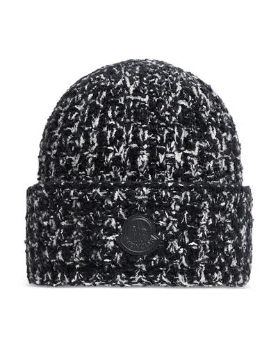 Moncler Wool Blend Logo Patch Beanie In Black