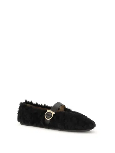 Ferragamo Shearling Ballet Flats In Black