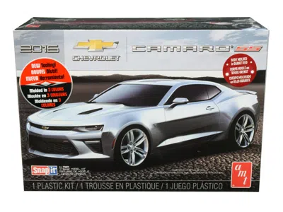 Amt Skill 1 Snap Model Kit 2016 Chevrolet Camaro Ss 1/25 Scale Model By  In Silver
