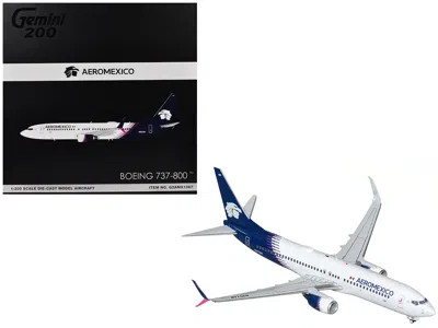 Geminijets Boeing 737-800 Commercial Aircraft "aeromexico" (n957am) White With Dark Blue Tail "gemini 200" Seri In White