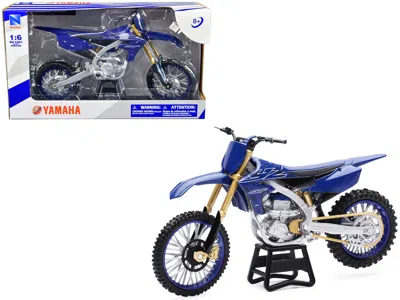 New Ray Yamaha Yz450f Dirt Bike Motorcycle Blue And Black 1/6 Diecast Model By  In Blue