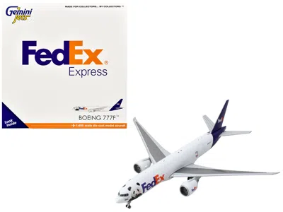 Geminijets Boeing 777f Commercial Aircraft "federal Express (fedex) - Panda Express" (n886fd) White With Purple In White
