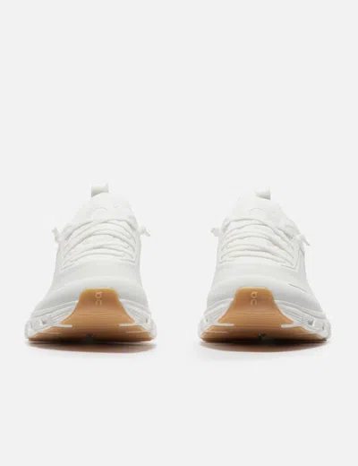 On Cloud 6 Versa Sneakers In White