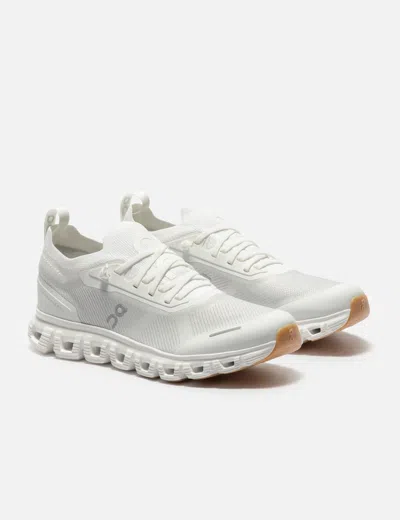 On Cloud 6 Versa Sneakers In White