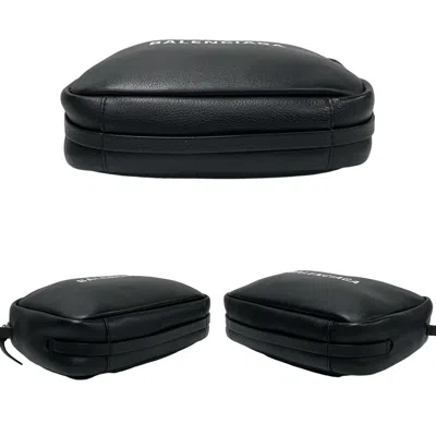 Pre-owned Balenciaga Black Leather Pochette Shoulder Bag ()