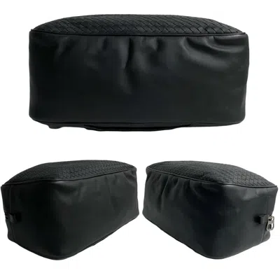 Pre-owned Bottega Veneta Black Leather Boston Bag Handbag ()