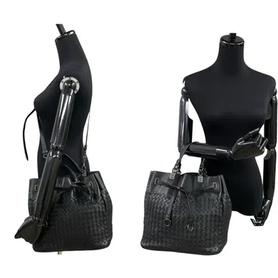 Pre-owned Bottega Veneta Black Leather Handbag Shoulder Bag ()