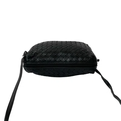 Pre-owned Bottega Veneta Black Leather Pochette Shoulder Bag ()
