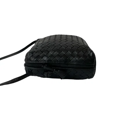 Pre-owned Bottega Veneta Black Leather Pochette Shoulder Bag ()