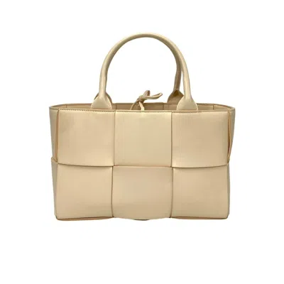 Pre-owned Bottega Veneta Pink Salmon Pink Leather Handbag Shoulder Bag ()