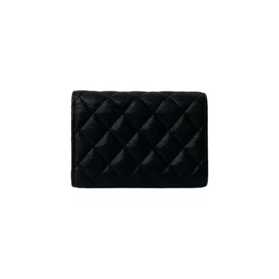Pre-owned Chanel Black Grained Calfskin Wallet (tri-fold) ()