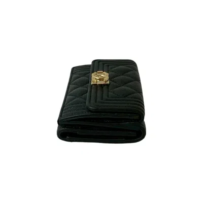 Pre-owned Chanel Black Grained Calfskin Wallet (tri-fold) ()