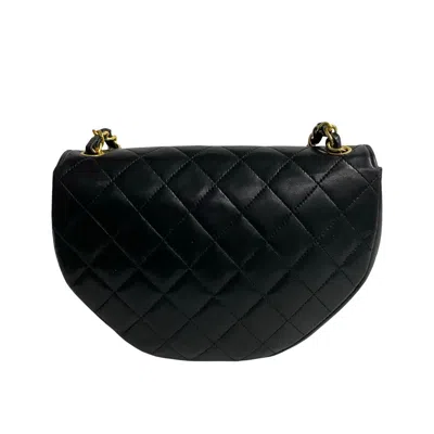 Pre-owned Chanel Black Leather Pochette Shoulder Bag ()