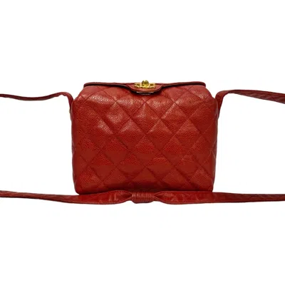 Pre-owned Chanel Red Color Grained Calfskin Pochette Shoulder Bag ()