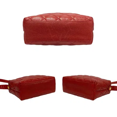 Pre-owned Chanel Red Color Grained Calfskin Pochette Shoulder Bag ()