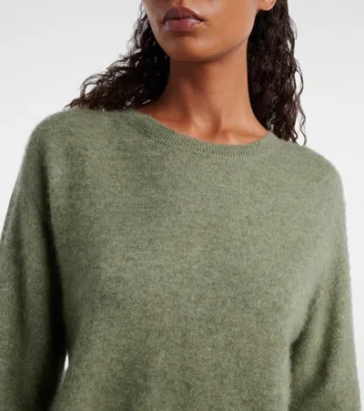 The Row Lorynna Cashmere And Silk-blend Sweater In Green