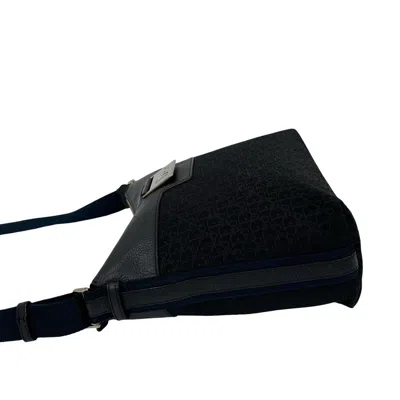 Pre-owned Dior Christian  Black Navy Leather Canvas Shoulder Bag ()