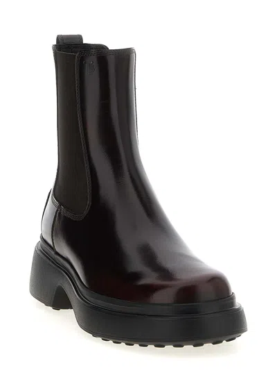 Tod's Smooth Leather Chelsea Boots In Red