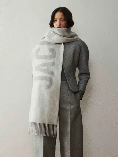 Jacquemus Fringed Wool-jacquard Scarf In Gray