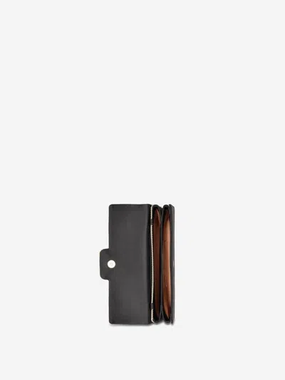 Roger Vivier Envelope Flap Flower Buckle Handbag In Black