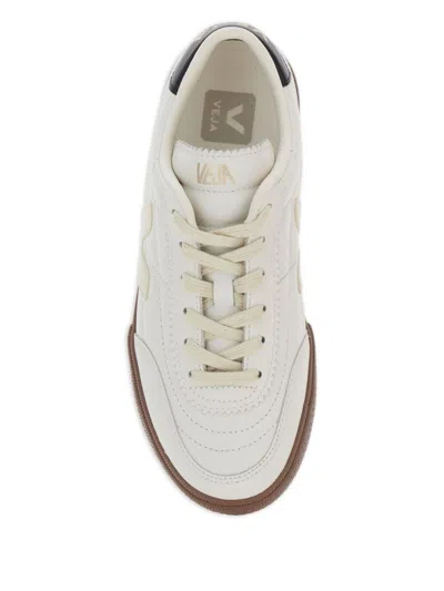 Veja Minimalist Low-top Sneakers With Textured Sole In White