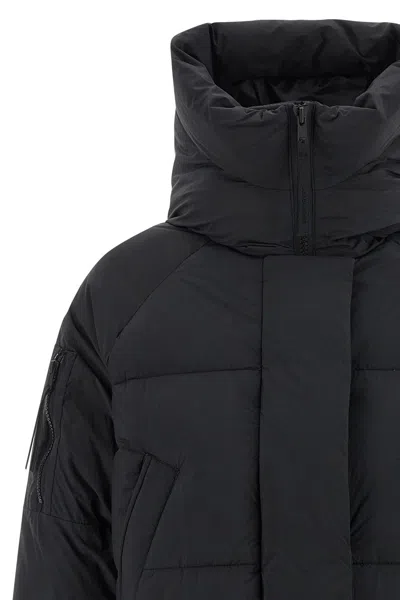 Canada Goose Women Chilliwack Padded Jacket In Black